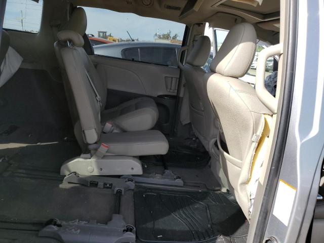 2016 TOYOTA SIENNA XLE - 5TDYK3DC8GS727820