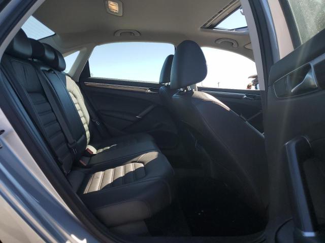 2017 VOLKSWAGEN PASSAT SEL - 1VWCT7A34HC081968