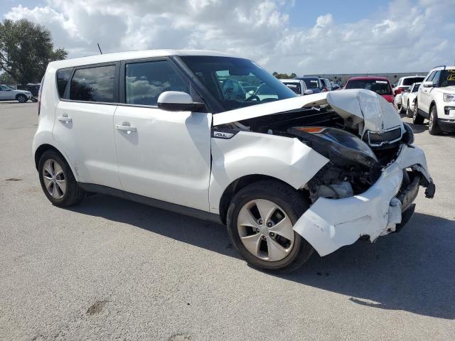 VIN KNDJN2A25G7850807 2016 KIA Soul no.4