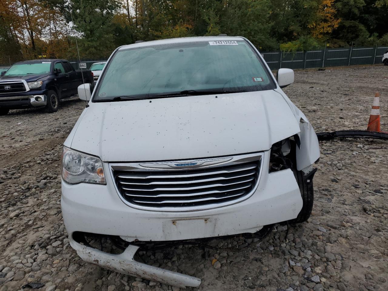 Lot #2886291538 2015 CHRYSLER TOWN & COU