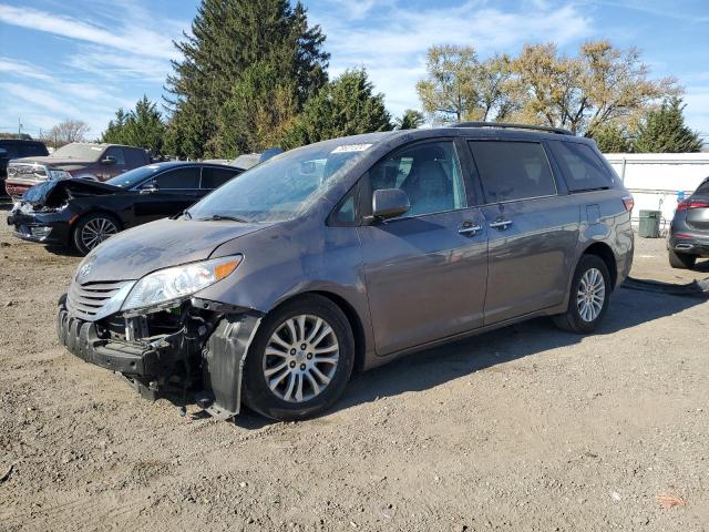 2015 TOYOTA SIENNA XLE #2986777298