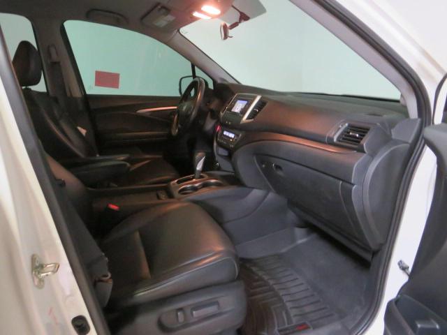 VIN 5FPYK3F52HB003777 2017 Honda Ridgeline, Rtl no.5