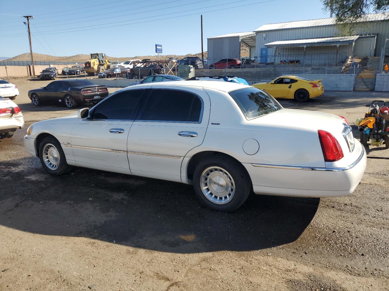 Lot #2942954292 1999 LINCOLN TOWN CAR E