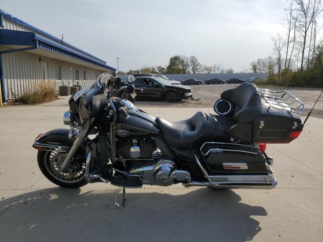 2009 HARLEY-DAVIDSON FLHTCU 1HD1FC4139Y610530