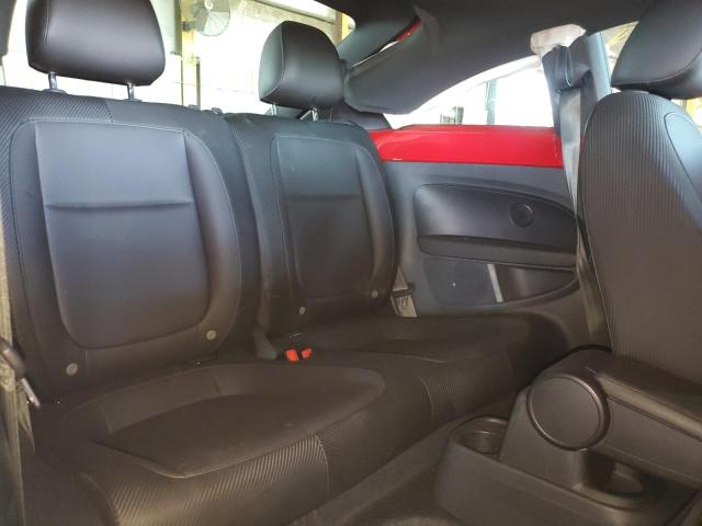 2019 VOLKSWAGEN BEETLE SE 3VWJD7AT9KM711848