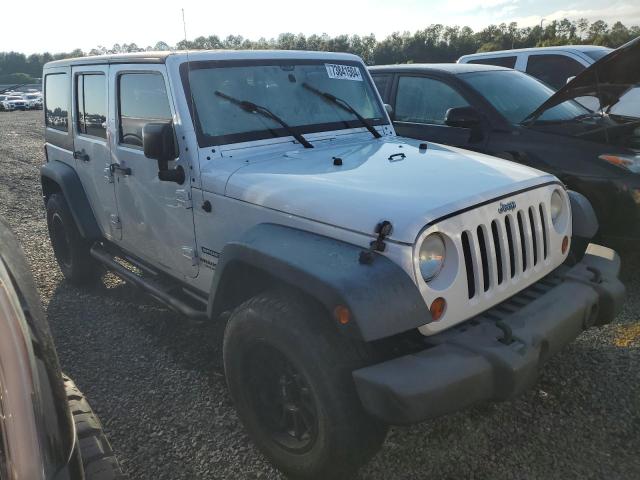 VIN 1C4BJWDG4DL526295 2013 Jeep Wrangler, Sport no.4