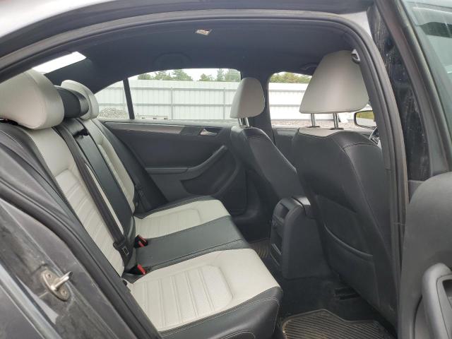 2016 VOLKSWAGEN JETTA SPOR - 3VWB17AJ5GM272439