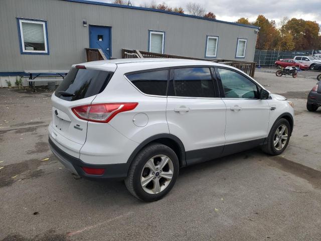 VIN 1FMCU0GX4GUA69888 2016 Ford Escape, SE no.3