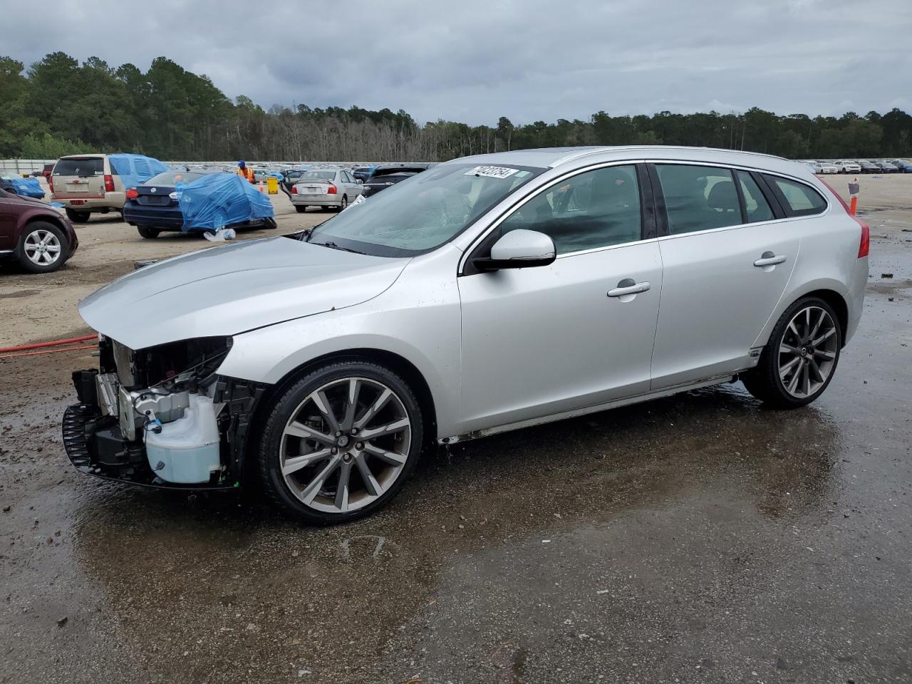 Volvo V60 2015 