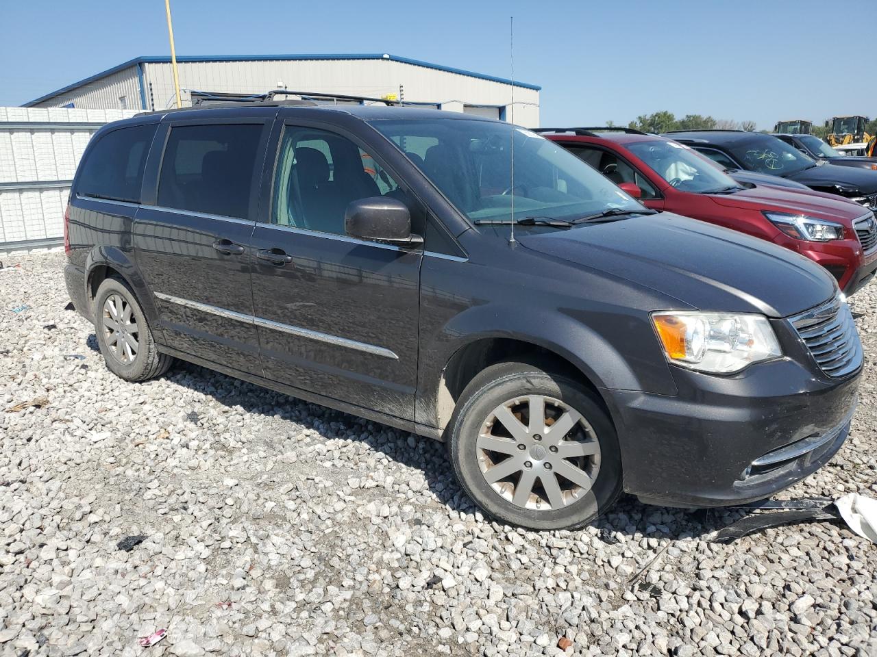 Lot #2926362377 2016 CHRYSLER TOWN & COU