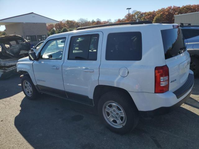 VIN 1C4NJRBB5ED879789 2014 Jeep Patriot, Sport no.2