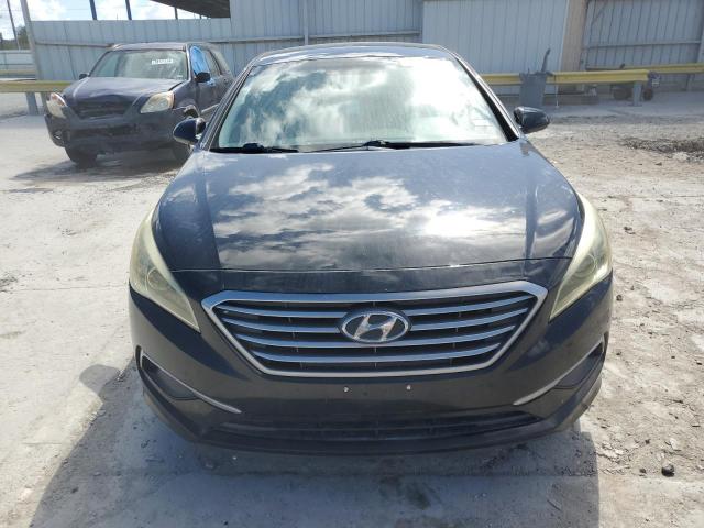 VIN 5NPE24AF0HH502760 2017 Hyundai Sonata, SE no.5