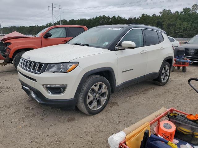 VIN 3C4NJCCBXJT215181 2018 Jeep Compass, Limited no.1