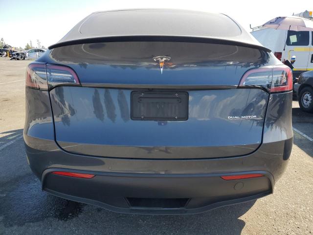 VIN 7SAYGDEF2NF355590 2022 Tesla MODEL Y no.6