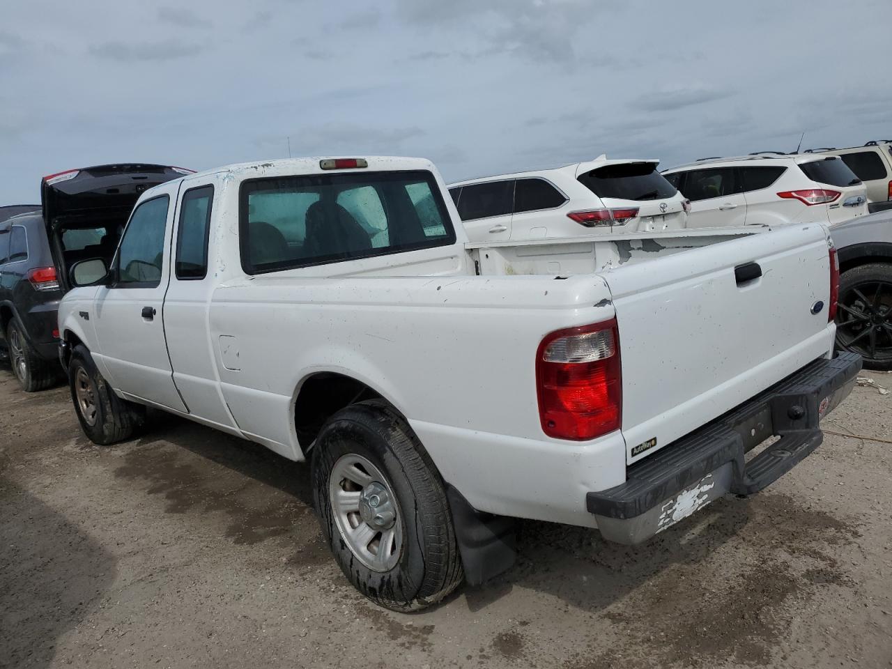 FORD RANGER SUP 2002 white  gas 1FTYR14U02TA44402 photo #3