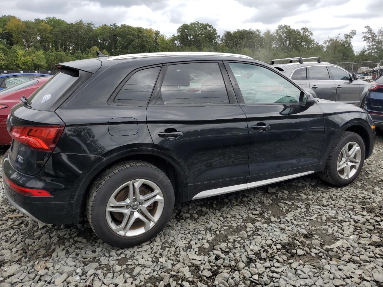 AUDI Q5 PREMIUM 2018 black  gas WA1ANAFY7J2176374 photo #4