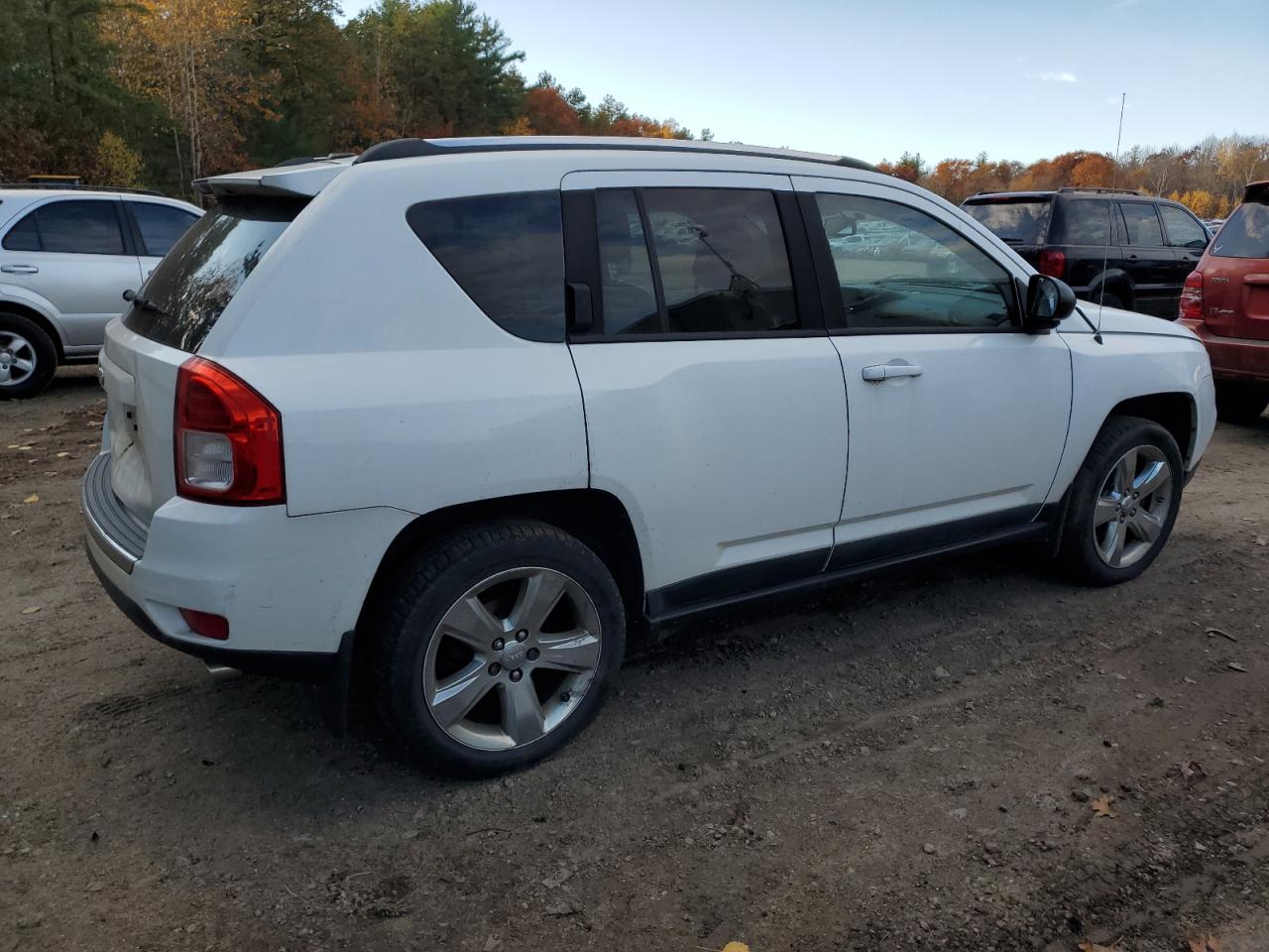 Lot #2962543928 2011 JEEP COMPASS LI