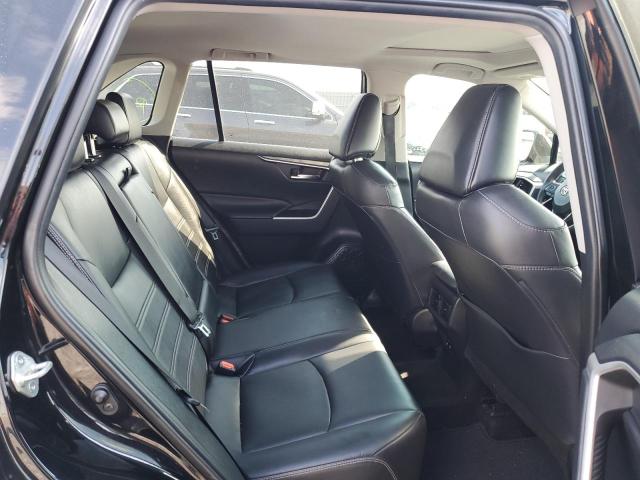 2020 TOYOTA RAV4 XLE - 2T3R1RFV7LW121393