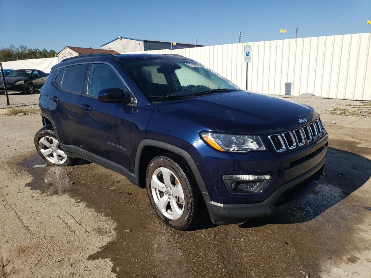 Lot #2933549706 2021 JEEP COMPASS LA