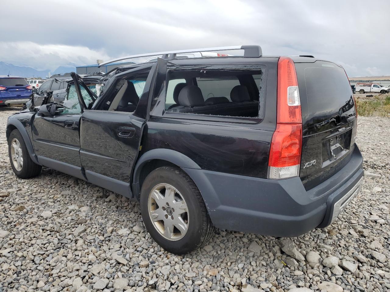 Lot #2960414096 2005 VOLVO XC70