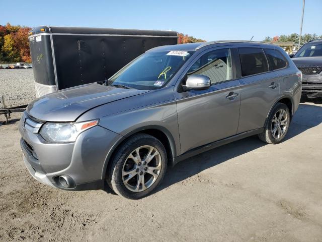 MITSUBISHI OUTLANDER SE