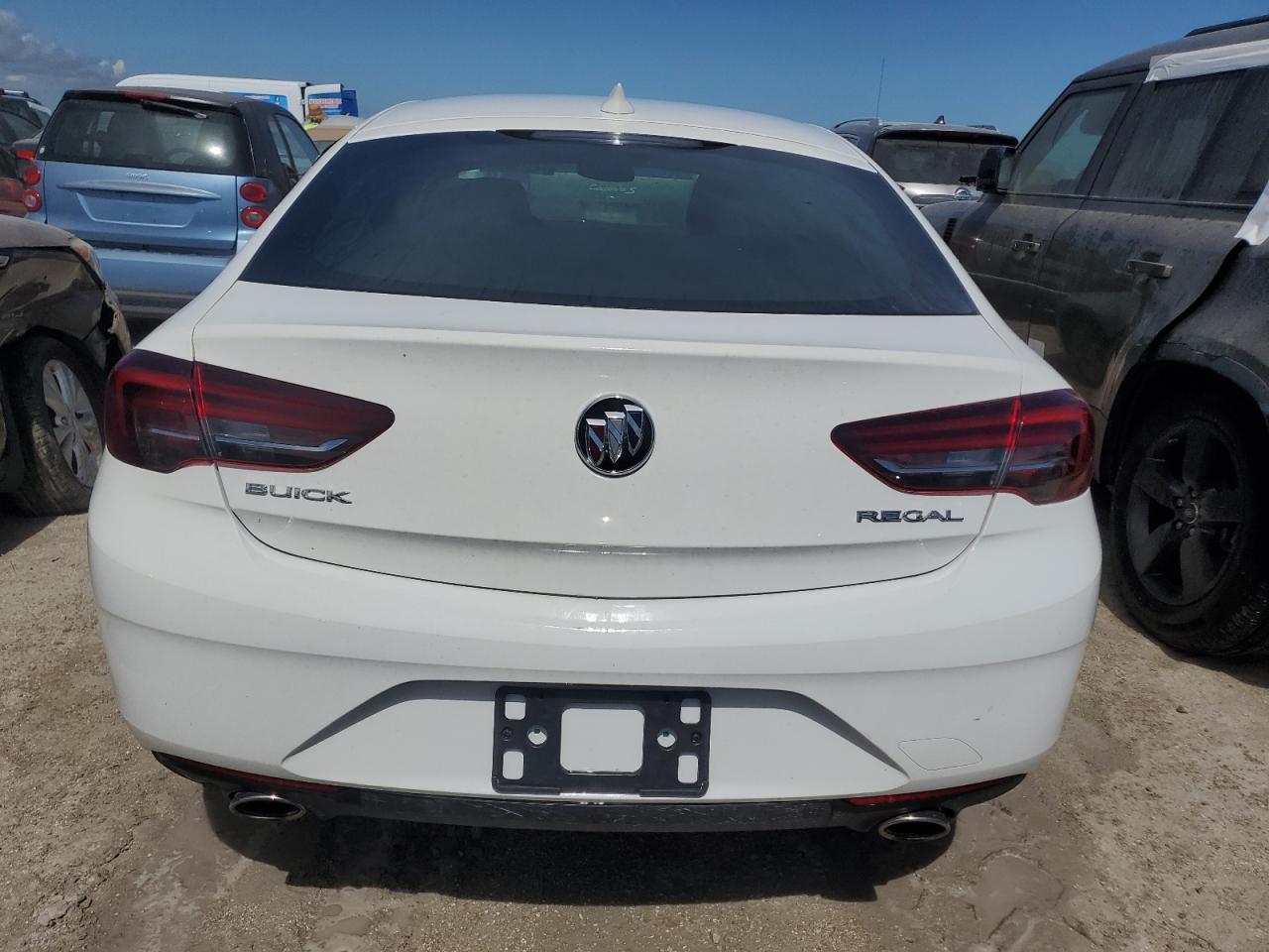 Lot #2952173604 2018 BUICK REGAL PREF