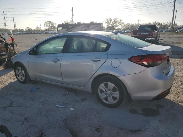 VIN 3KPFK4A76HE124462 2017 KIA Forte, LX no.2