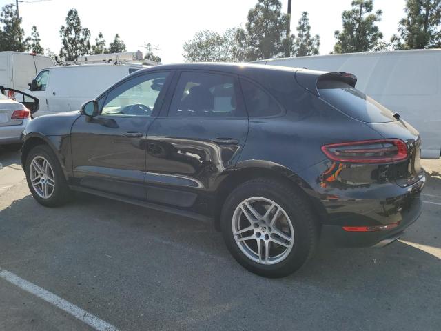 VIN WP1AA2A50JLB13985 2018 Porsche Macan no.2