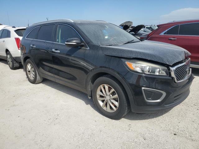 VIN 5XYPG4A38GG117615 2016 KIA Sorento, LX no.4