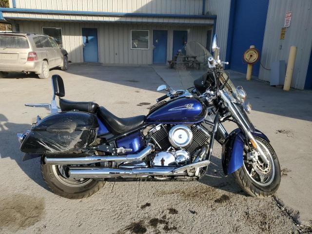 YAMAHA XVS1100 A 2005 blue  gas JYAVP11E15A067429 photo #1