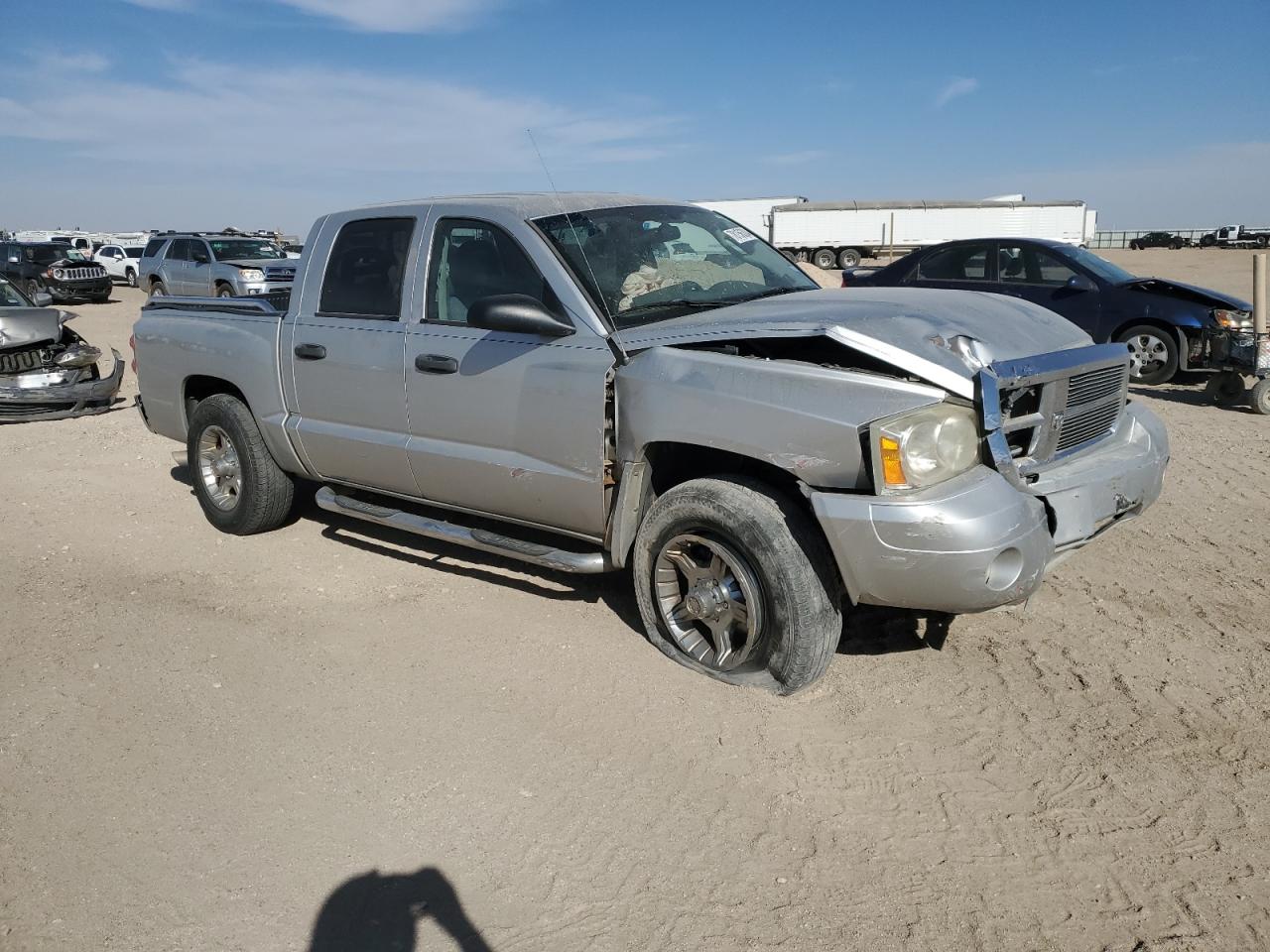 Lot #3030705122 2007 DODGE DAKOTA QUA