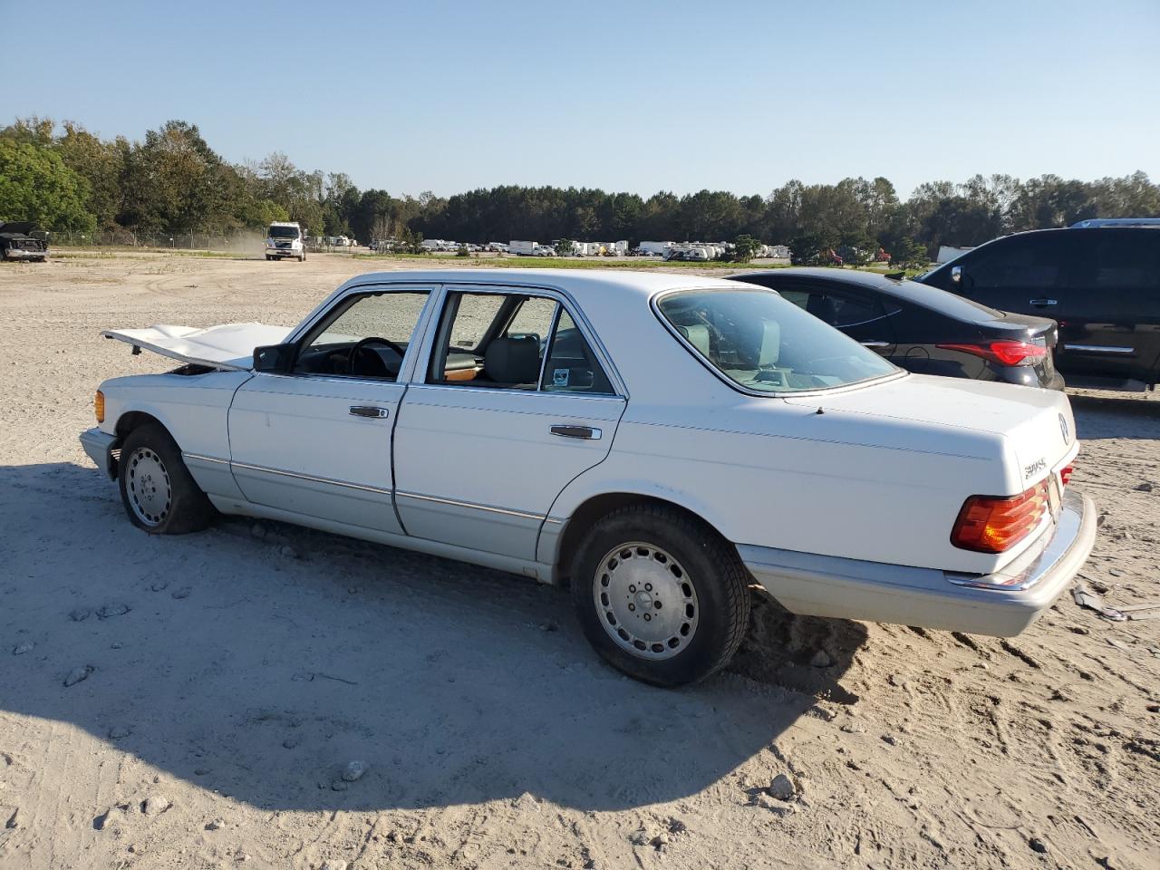 Lot #2936029523 1989 MERCEDES-BENZ 300 SE