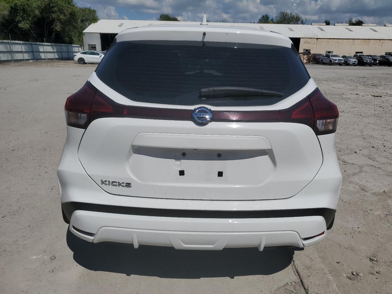 Lot #2953090660 2021 NISSAN KICKS S