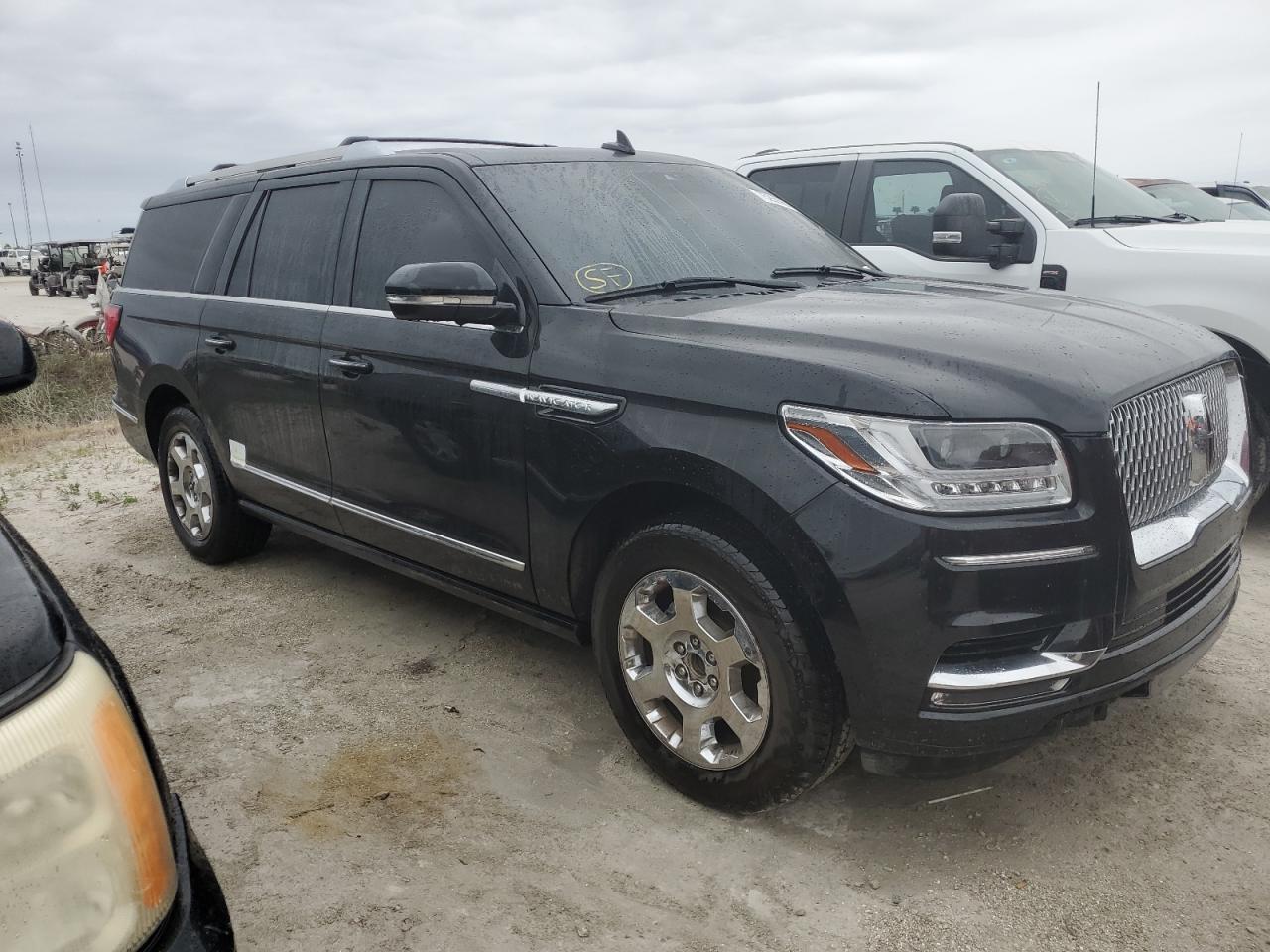 Lot #2974716445 2020 LINCOLN NAVIGATOR