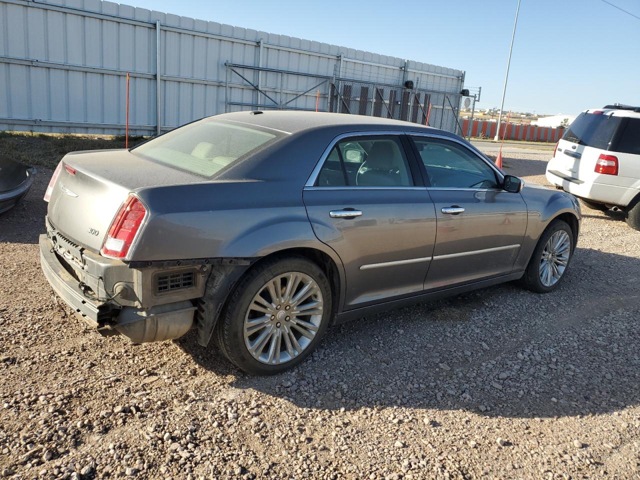 Lot #2893548303 2011 CHRYSLER 300 LIMITE