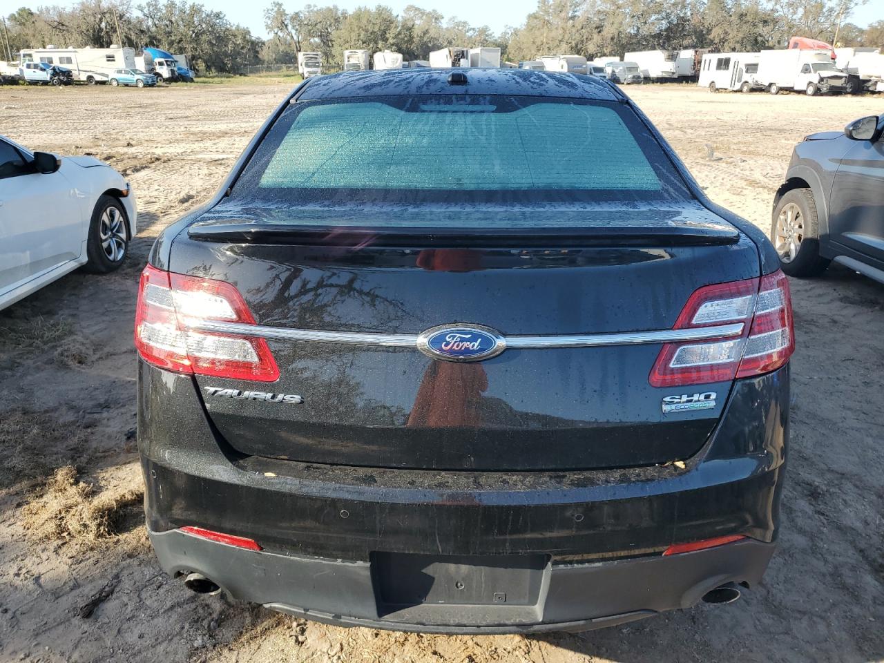 Lot #2988749652 2015 FORD TAURUS SHO