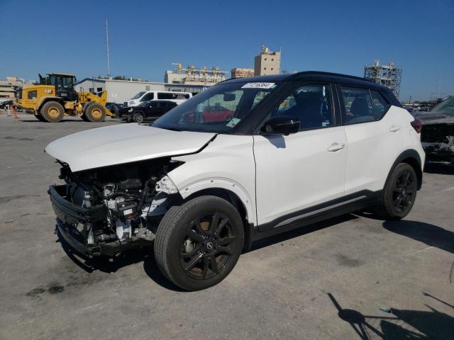 NISSAN KICKS SR