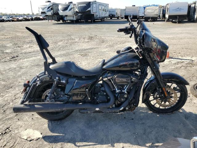 2018 HARLEY-DAVIDSON FLHXS STRE #2979663578