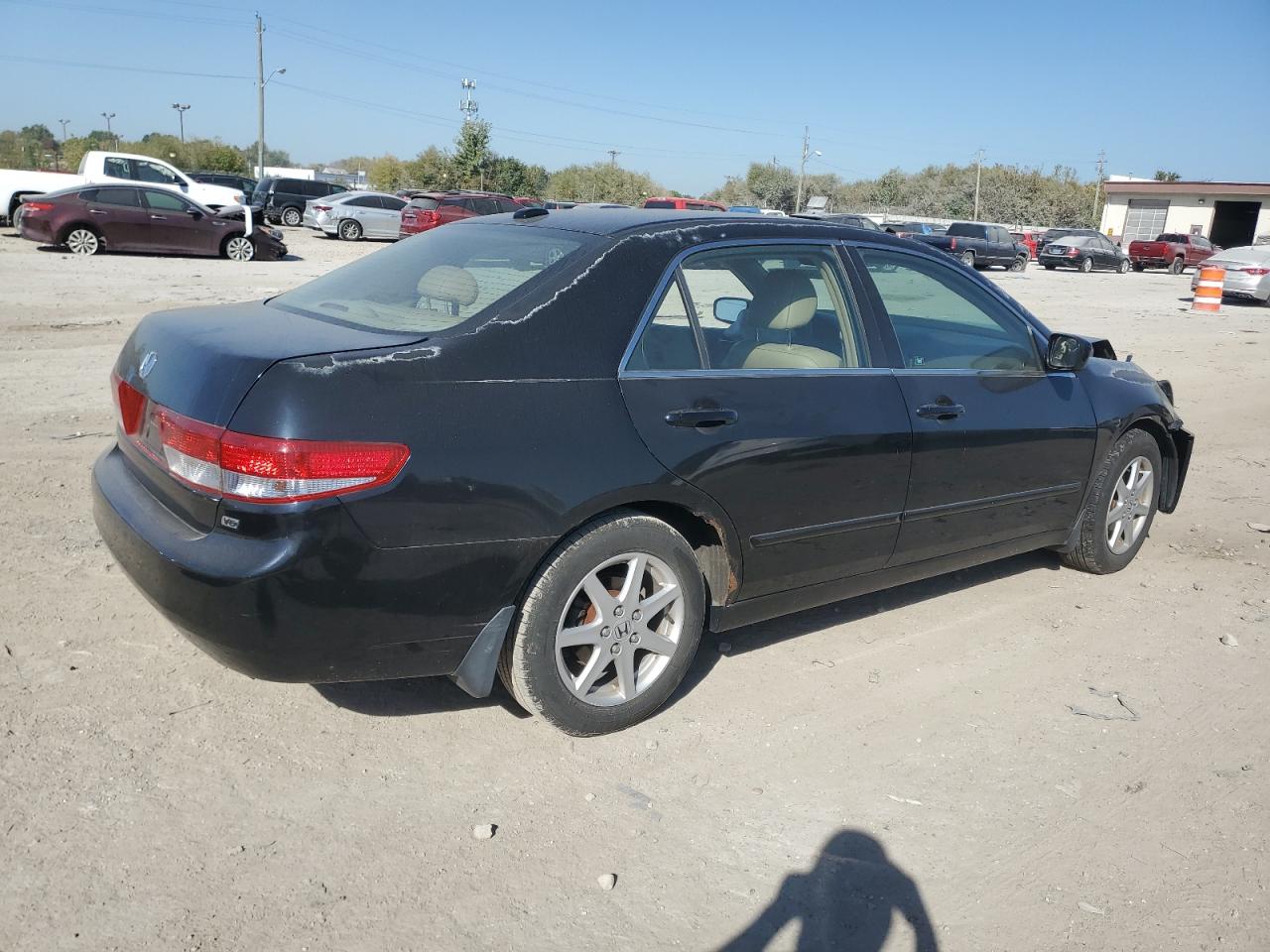 Lot #2946503177 2004 HONDA ACCORD EX