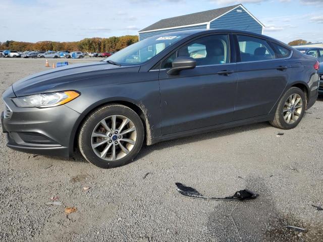 VIN 3FA6P0H7XHR197557 2017 Ford Fusion, SE no.1