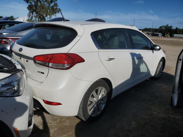 VIN KNAFX5A87F5379157 2015 KIA Forte, EX no.3