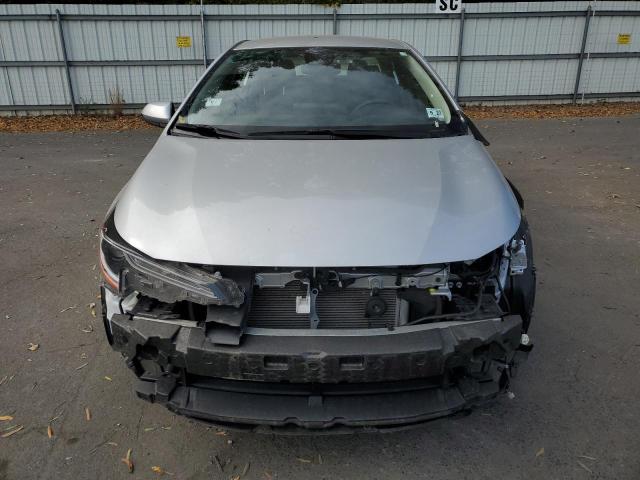 2022 TOYOTA COROLLA LE - JTDEPMAE0N3027031