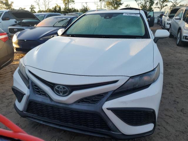 VIN 4T1G11AK2MU465603 2021 Toyota Camry, SE no.5