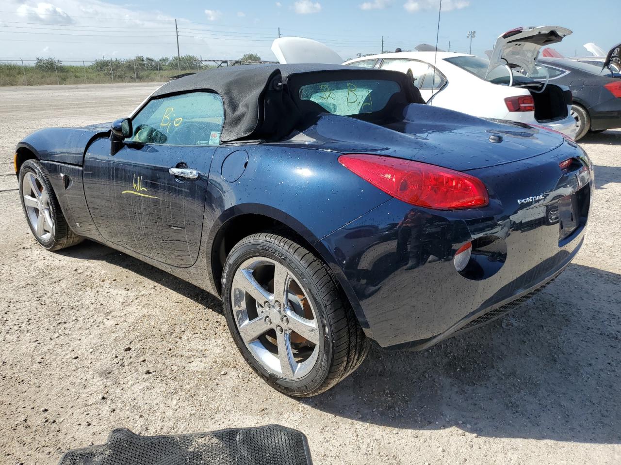 Lot #2938424307 2007 PONTIAC SOLSTICE