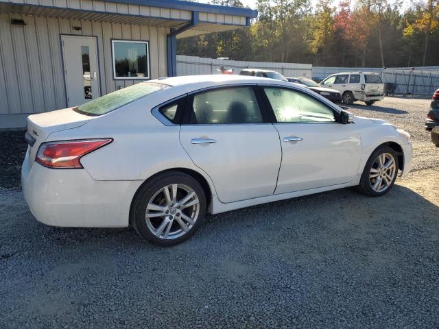 VIN 1N4BL3AP4DC237565 2013 Nissan Altima, 3.5S no.3