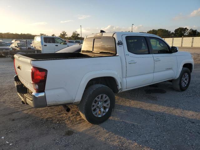 VIN 3TMAZ5CN8JM055843 2018 Toyota Tacoma, Double Cab no.3