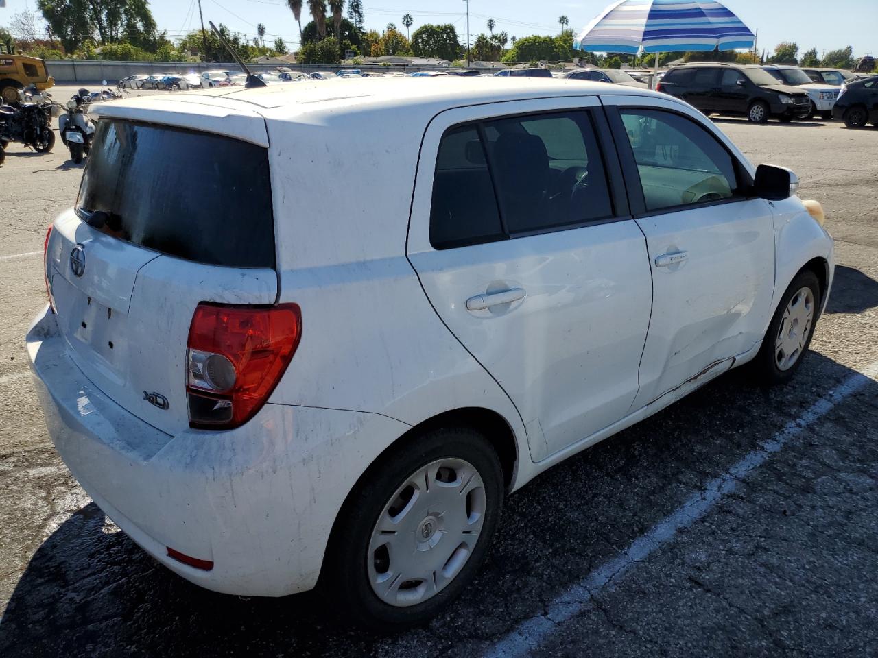 TOYOTA SCION XD 2008 white  gas JTKKU10408J021404 photo #4