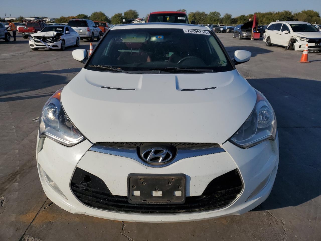 Lot #2955231479 2013 HYUNDAI VELOSTER