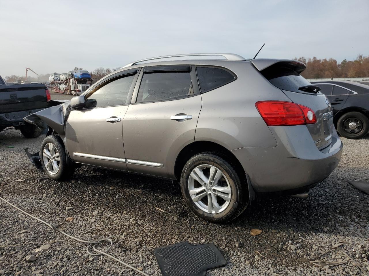 Lot #2991677055 2013 NISSAN ROGUE S