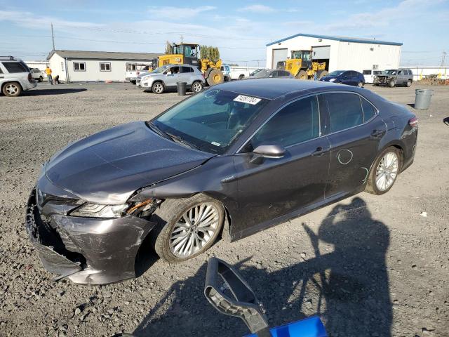 VIN 4T1B21HK3JU505020 2018 Toyota Camry, Hybrid no.1